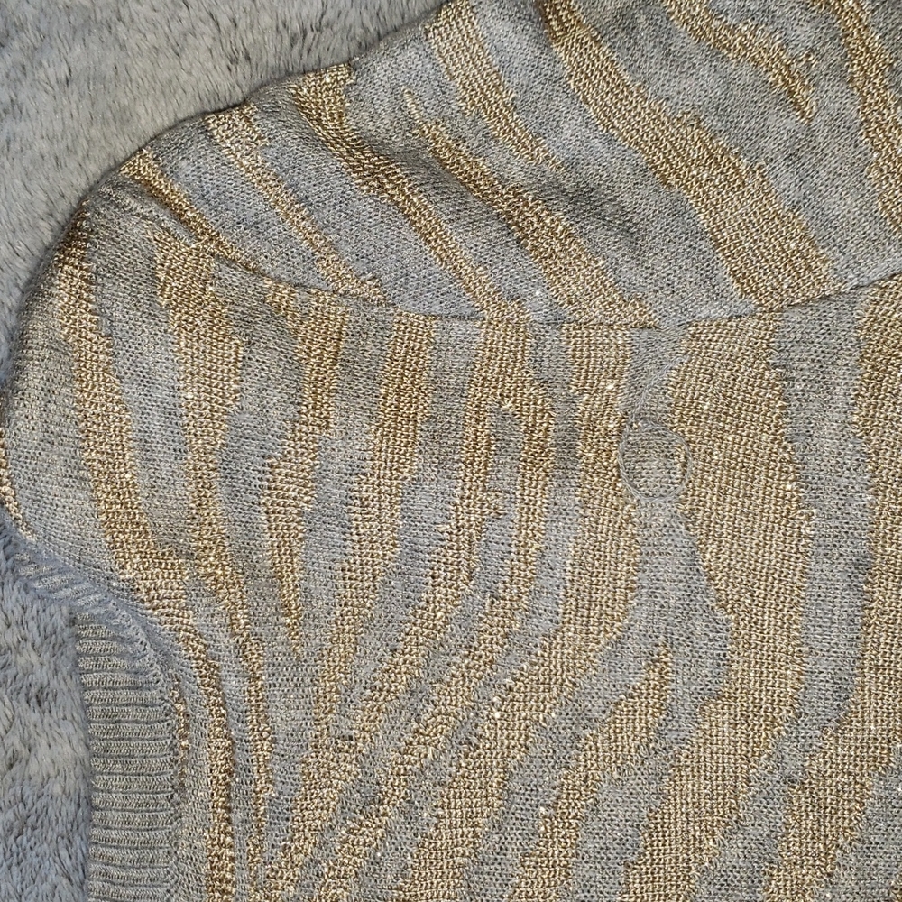 Express Open Crop Sweater Large Gray Gold Animal Print - Picture 6 of 6